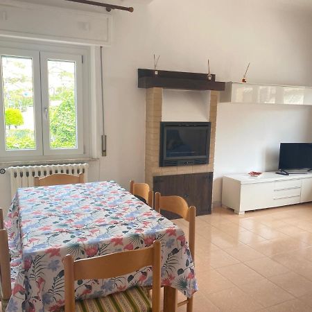 Numana Centro A 500 Mt Mare, Trilocale Con 2 Camere A Letti Piani, 1 Posto Auto Exterior photo